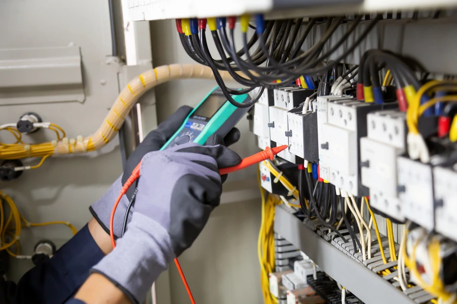Troubleshooting Common Circuit Breaker Issues Before Replacement in Littleton, CO